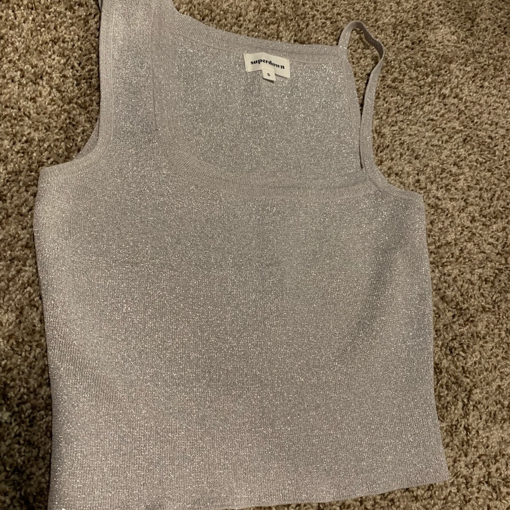 Revolve asymmetrical tank